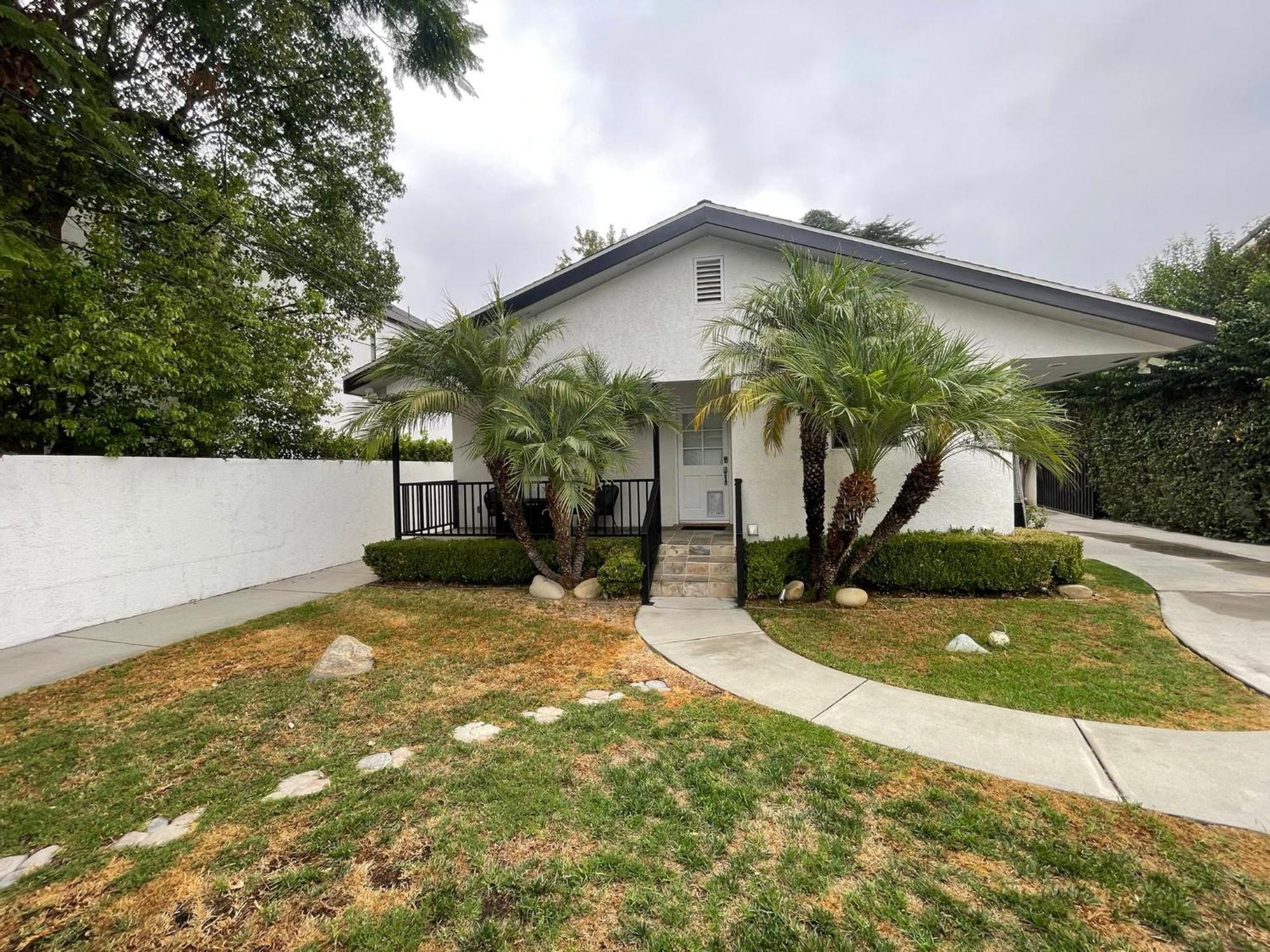 Charming Bright Traditional In Sherman Oaks Privatunterkunft *