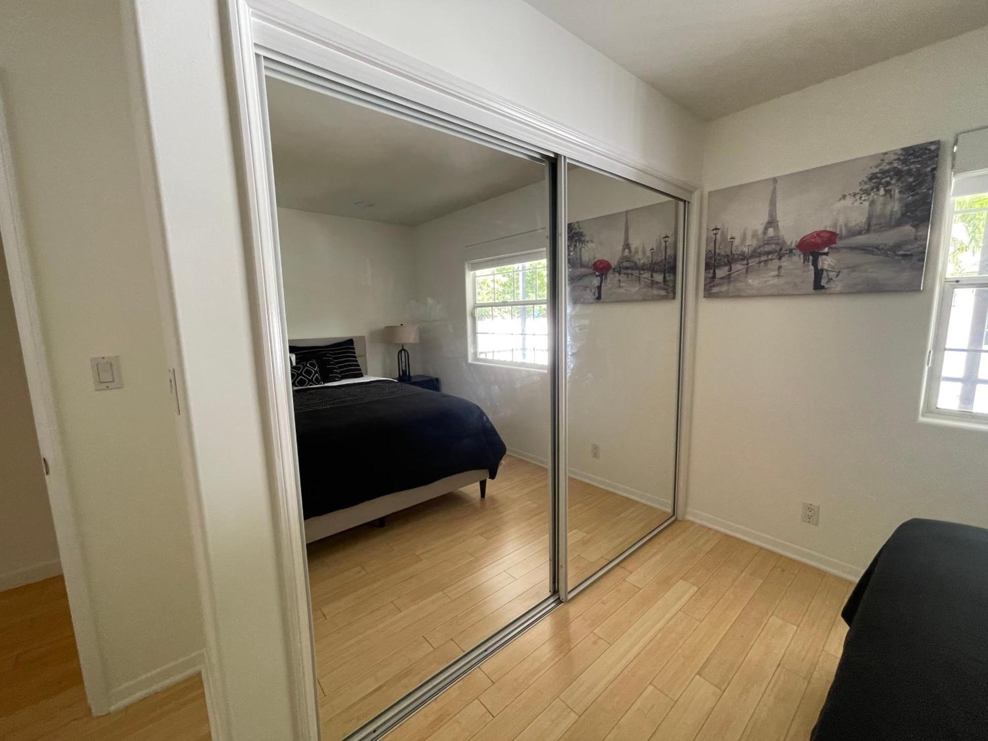 Privatunterkunft Charming Bright Traditional In Sherman Oaks
